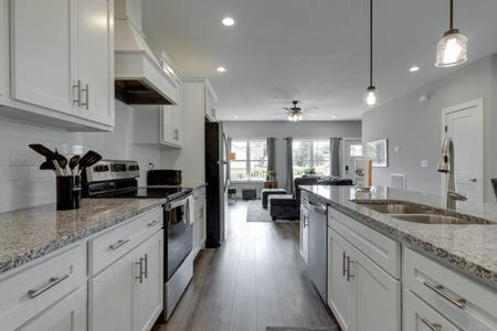 纳什维尔New Build 5 Min To Broadway Sleeps 10别墅 外观 照片
