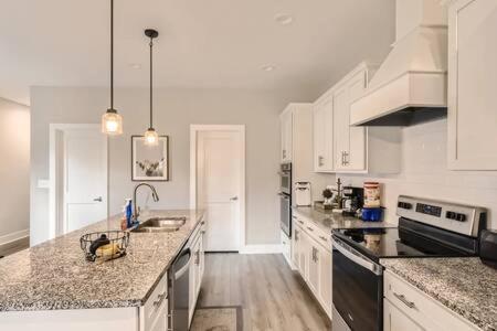 纳什维尔New Build 5 Min To Broadway Sleeps 10别墅 外观 照片